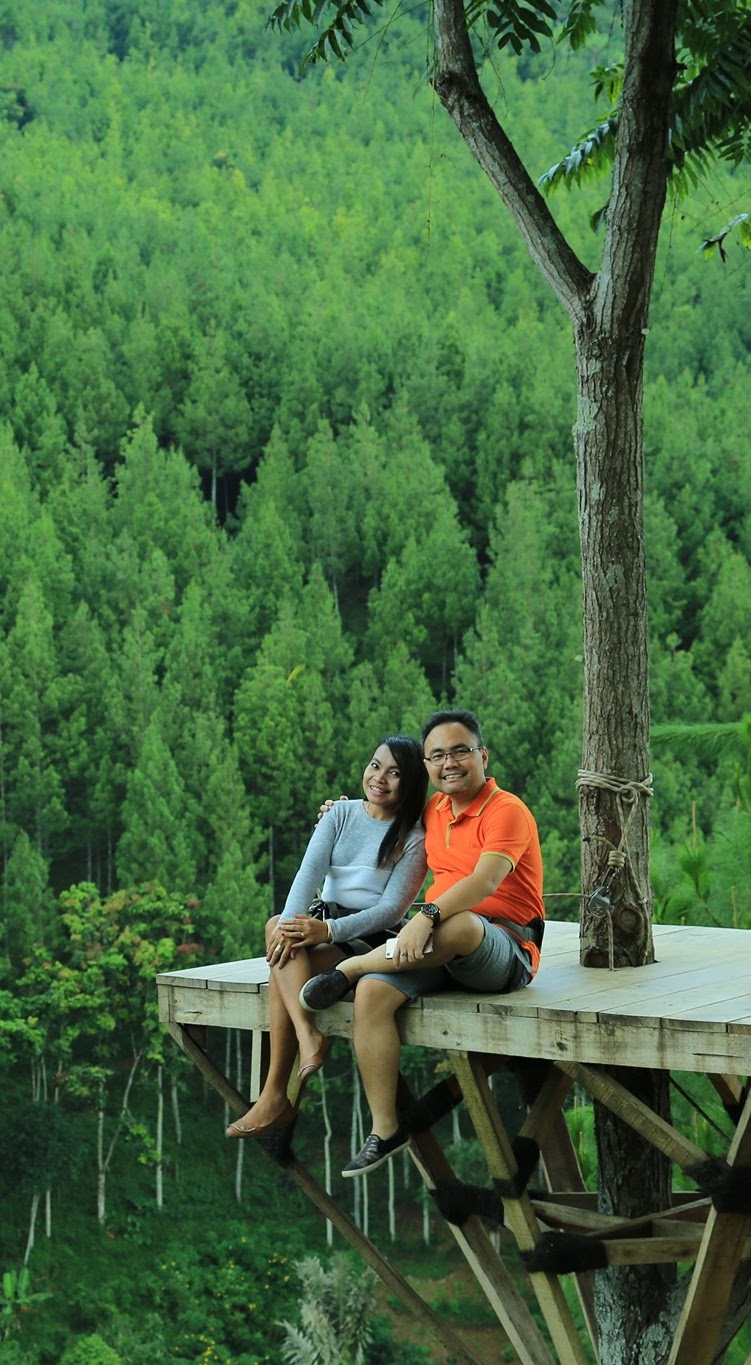 Foto Benhard dan istri
